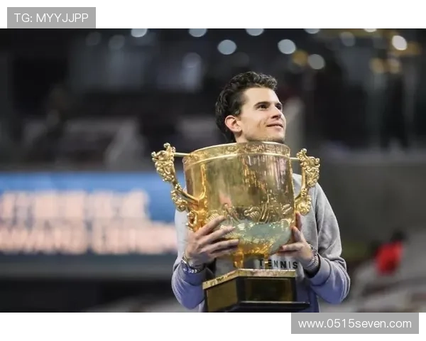 成都网球队以82分领跑杯赛积分榜势头强劲争夺冠军荣耀